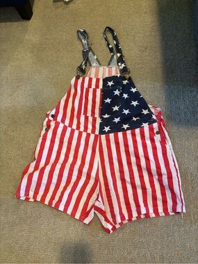 Amazon Men’s Patriotic Star & Stripe Overall Shorts - Red White Blue